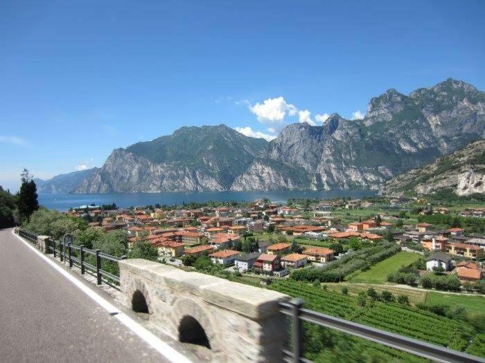 Appartamento Ellen Torbole Sul Garda Exterior photo