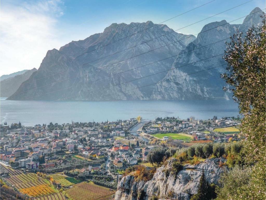 Appartamento Ellen Torbole Sul Garda Exterior photo
